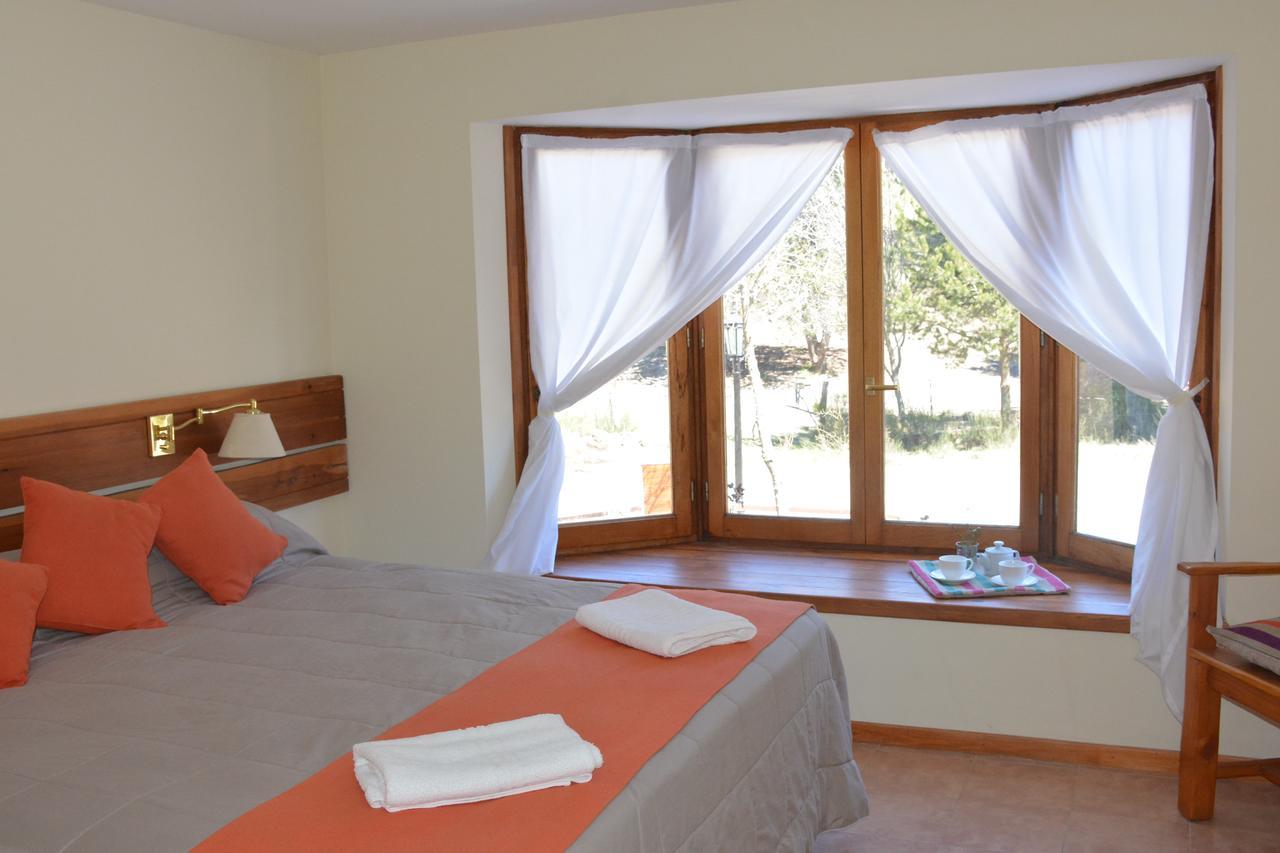 Posada Del Cipres Villa La Angostura Eksteriør billede